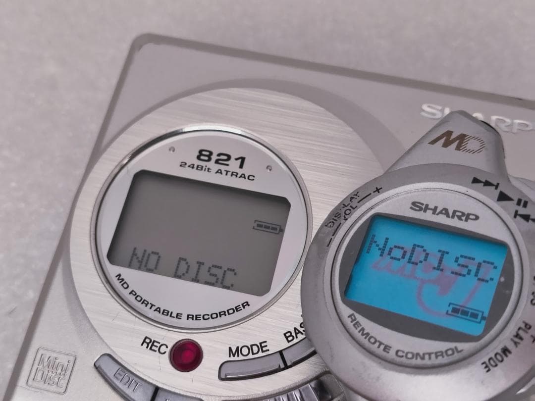【通電確認済】SHARP 録再MDポータブルプレーヤー MD-MT821
