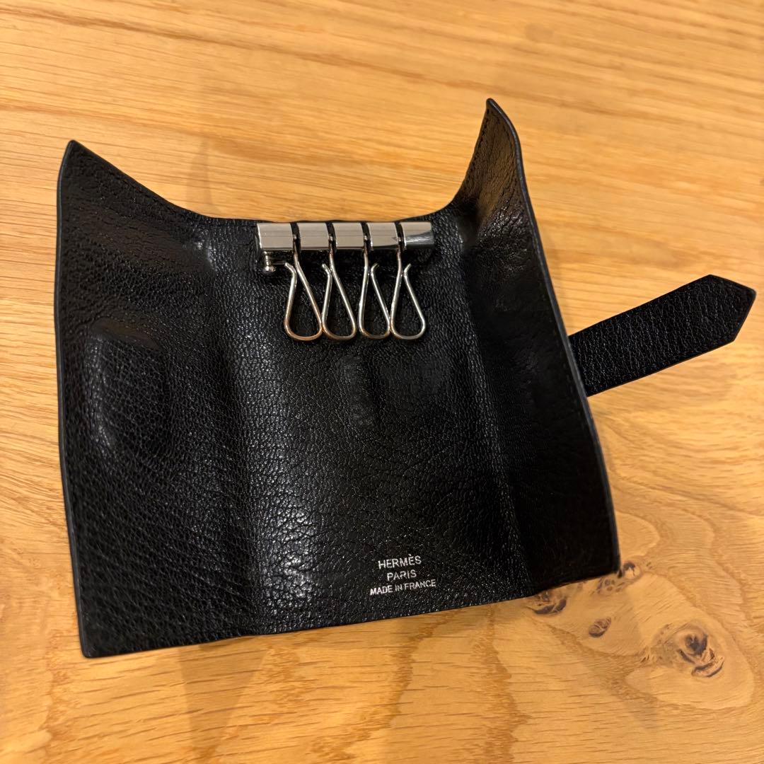 HERMES べアン　ブラックレザー キーケース