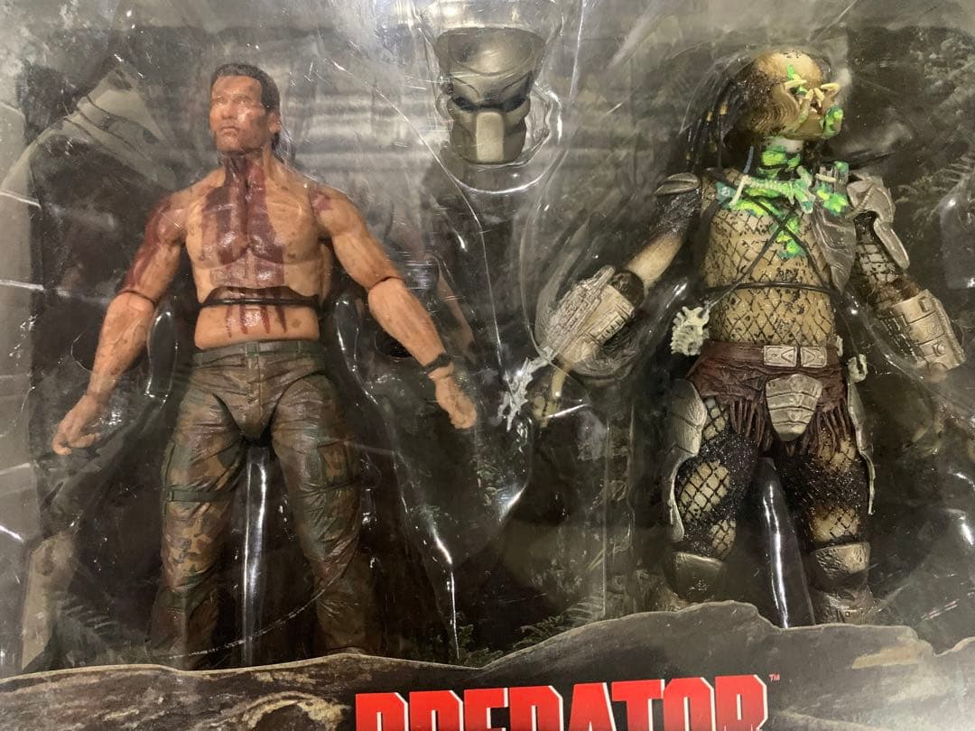 ネカ　プレデター　ダッチVSジャングルハンター　バトルダメージ版　1/16