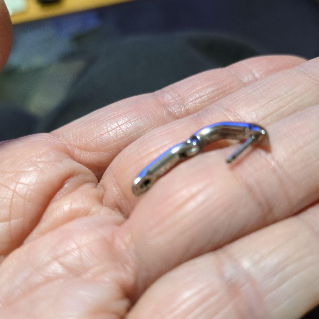 BALENCIAGA Bロゴ ピアス(両耳用)