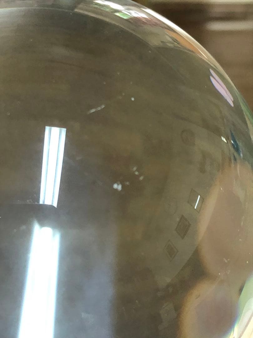 説明必読！台付き　水晶キズあり　丸玉　スフィア 約10.4センチ　【匿名配送】