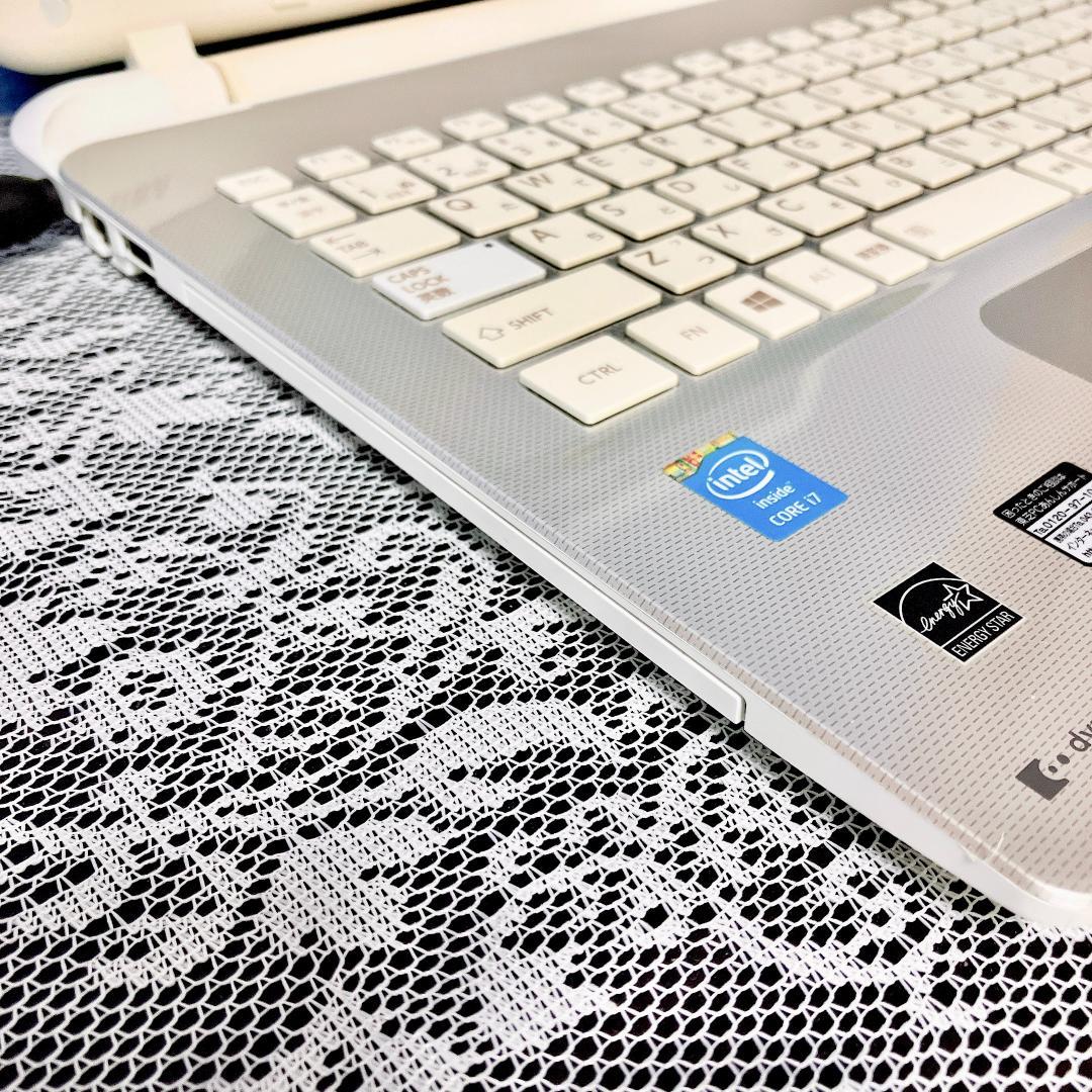 東芝ノートパソコン Win11 Core-i7 SSD カメラ付き❣️薄型軽量✨