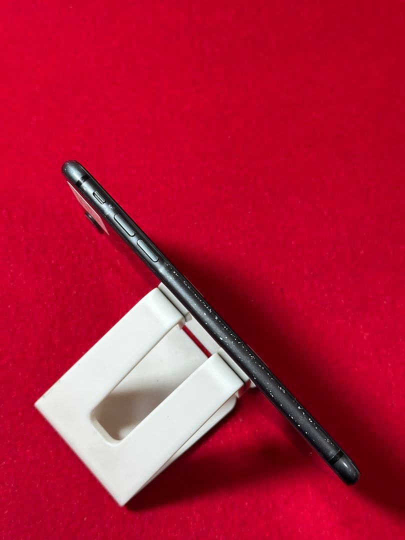 【9165】iPhone 8plusスペースグレイ 256GB simフリー