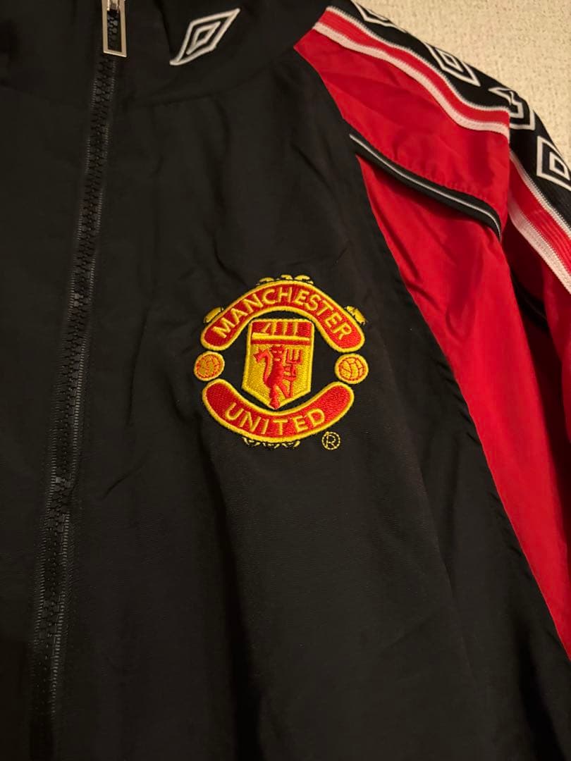 【98/99】マンチェスターU UMBRO メンズ ナイロンジャケット XL