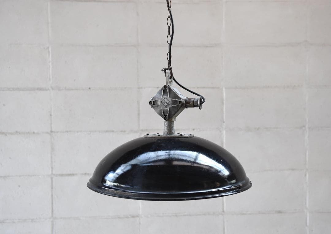 インダストリアル 4灯吊り下げランプシェード/ 工業系ヴィンテージ 4