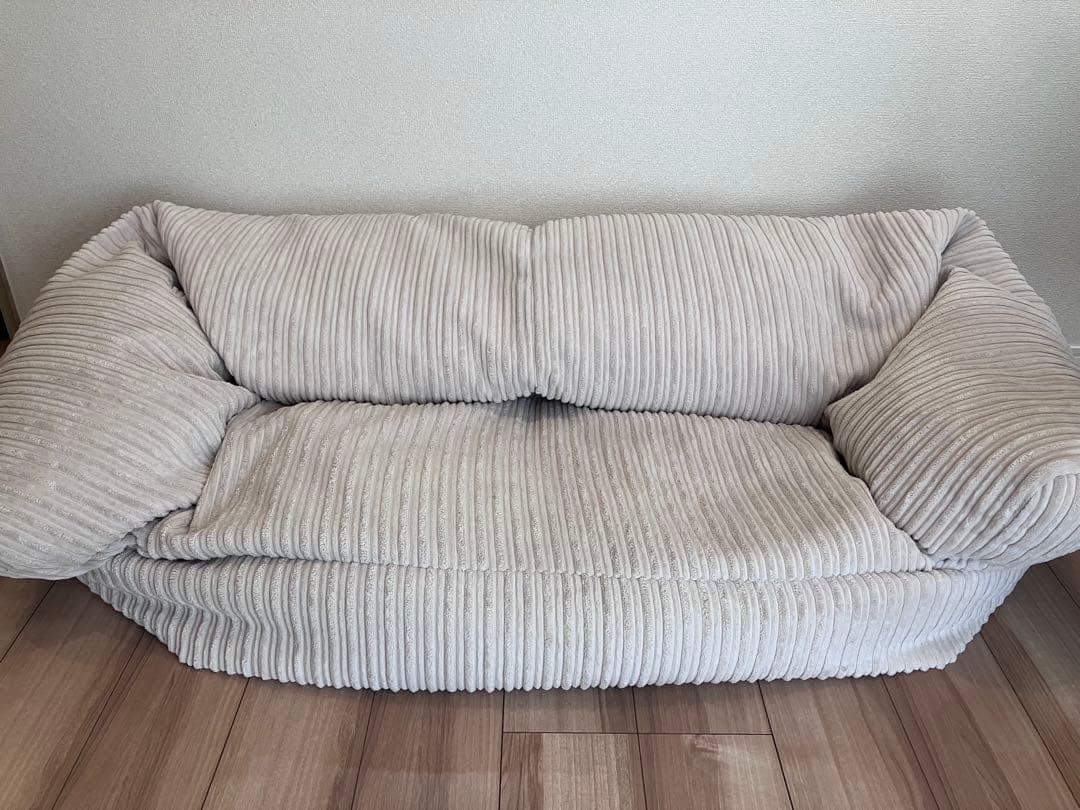 LoungePug ジョセフィンソファビーズクッション アイボリー 中古