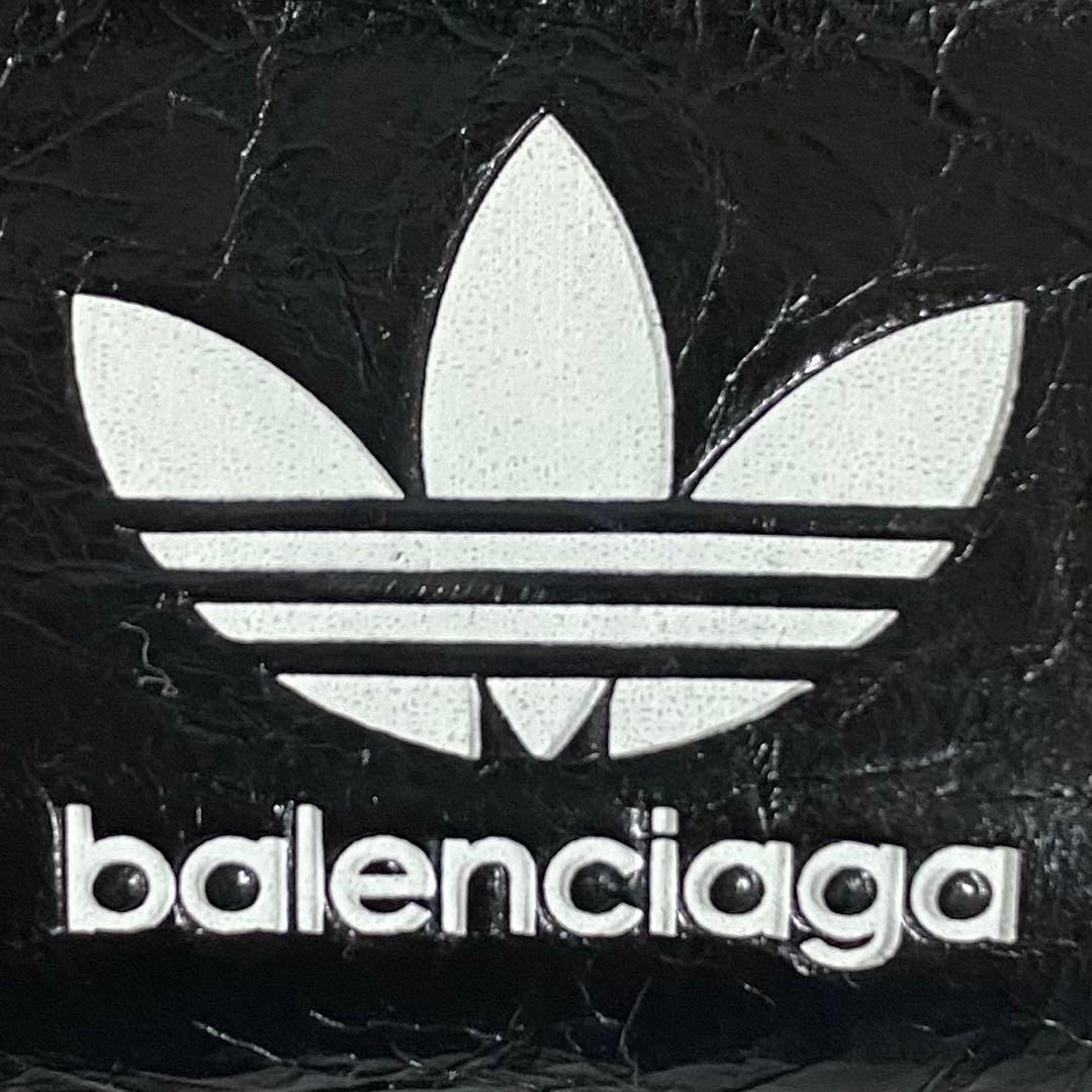 BALENCIAGA × adidas / Airpods pro ケース