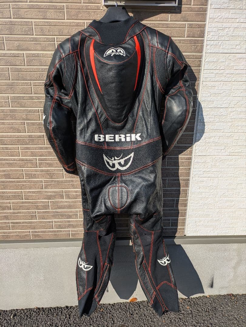 ベリック Berik レーシングスーツ Mサイズ ツナギ MFJ　黒/オレンジ