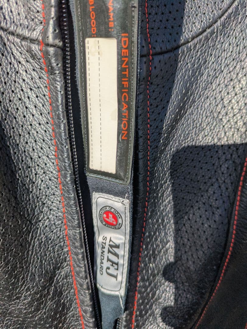 ベリック Berik レーシングスーツ Mサイズ ツナギ MFJ　黒/オレンジ