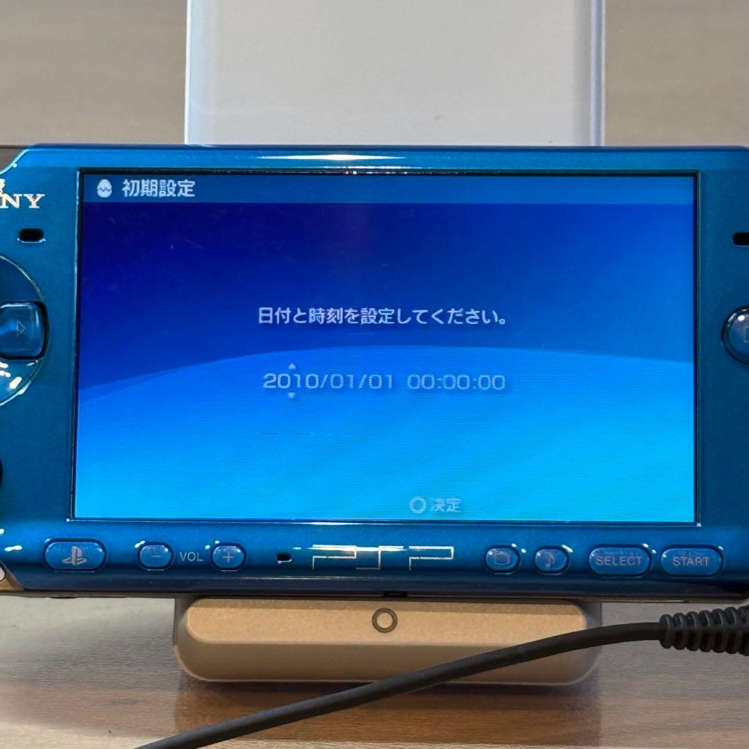 4-171 PSP-3000 バイブラント ブルー 箱付き