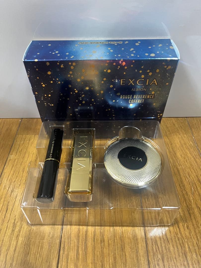 未使用品 エクシア ルージュ レヴェランス コフレ