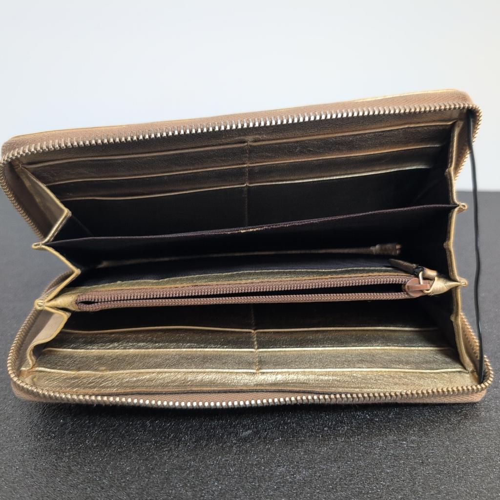 イヴサンローラン　長財布　Yメール　YSL ロゴ　カサンドラ ロゴ　財布　金色