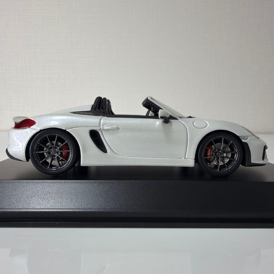ミニカー 1/43 Porsche Boxter Spyder / Spark