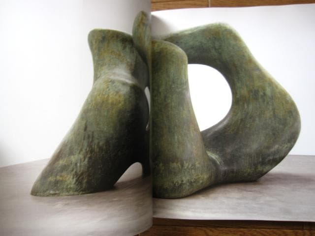 Late Large Forms　Henry Moore　ヘンリー・ムーア