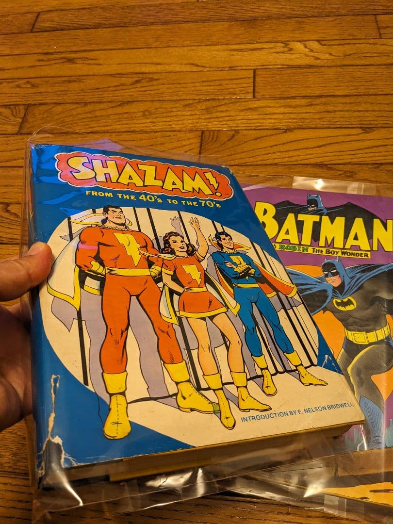 洋書 1977 BATMAN SHAZAM バットマン シャザム コミック　2冊