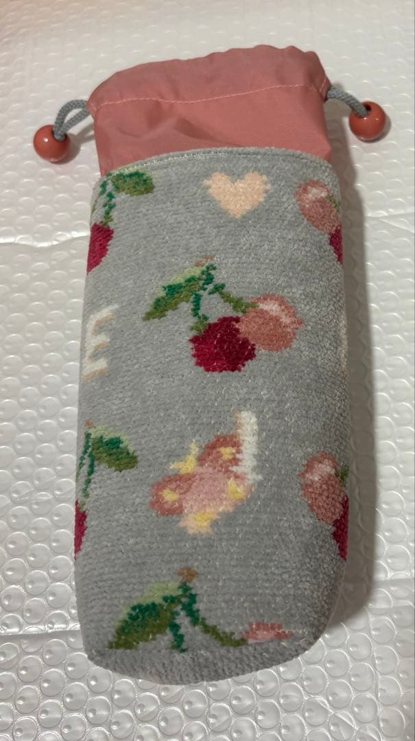 フェイラー　キープスマイリングチェリー　ボトルポーチ　水筒　さくらんぼ