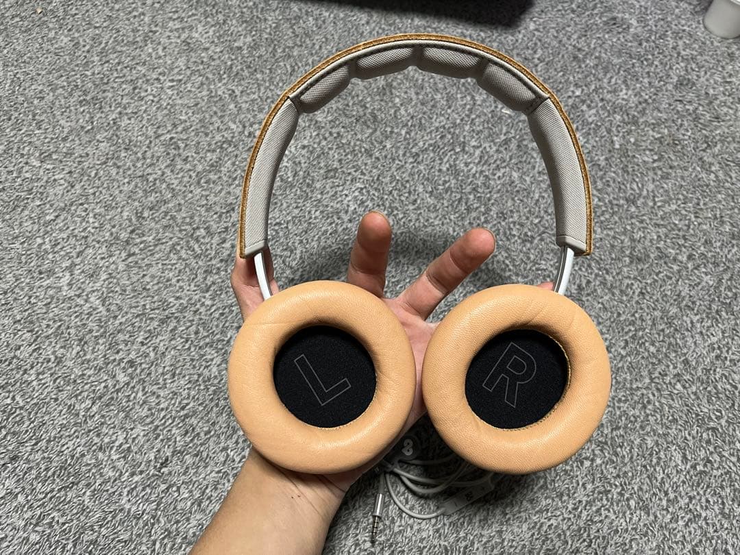 B&O BeoPlay H6オーバーイヤーヘッドフォン ベージュ