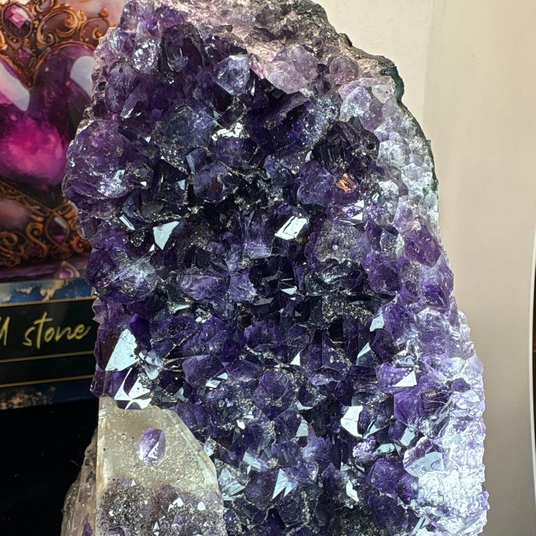 ウルグアイ産♡アメジストドーム♡カルサイト共生♡専用台座セット♡総重量2.7kg