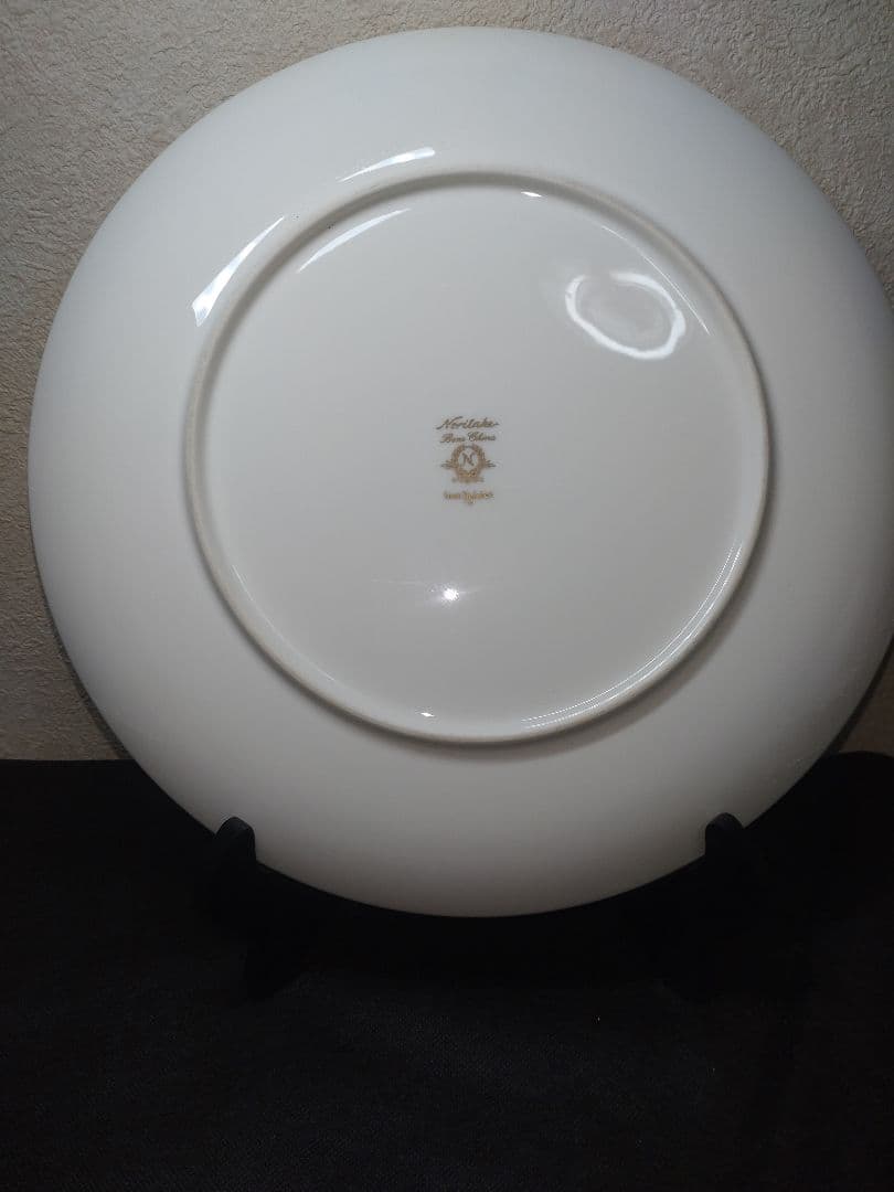 ノリタケ素描薔薇画皿（ハンドペイント）