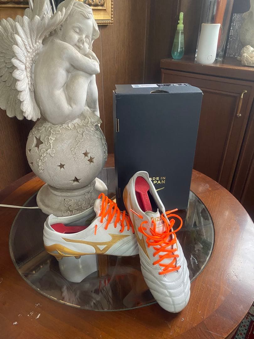 Mizuno Morelia Neo4 サッカーシューズ ホワイト/ゴールド