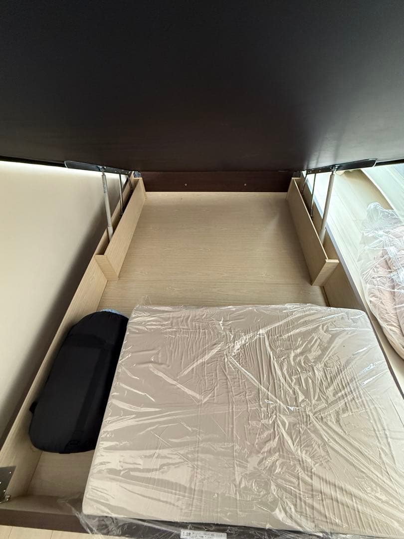 跳ね上げ式ドリームベッド　ダブルベッド(希望があればニトリマットレスも)