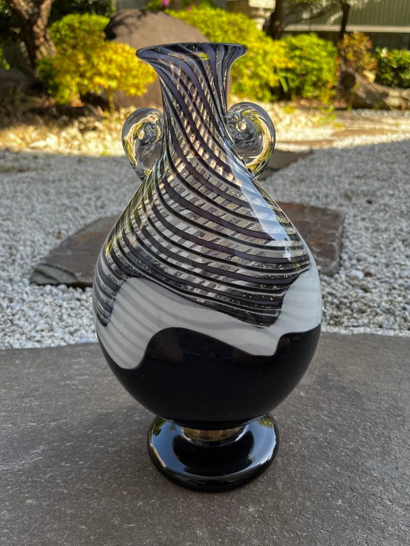 カメイガラス　ガラス製　花瓶　アンティーク