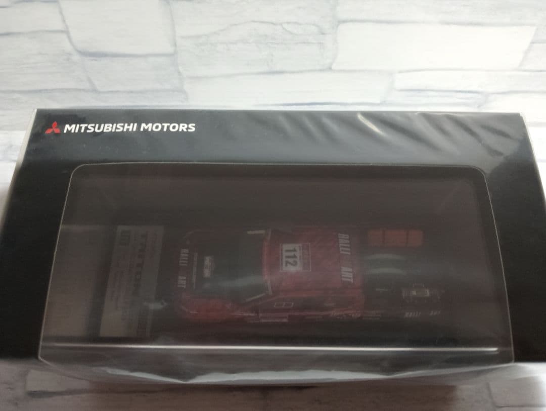 1/43 三菱　新型トライトン　ラリーアート　ミニカー　ディーラー品　限定品