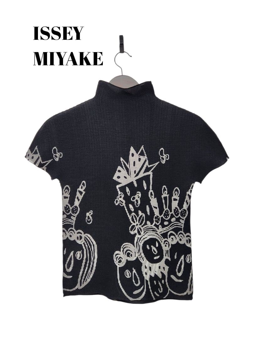 910112　me ISSEY MIYAKE　柄　ハイネック