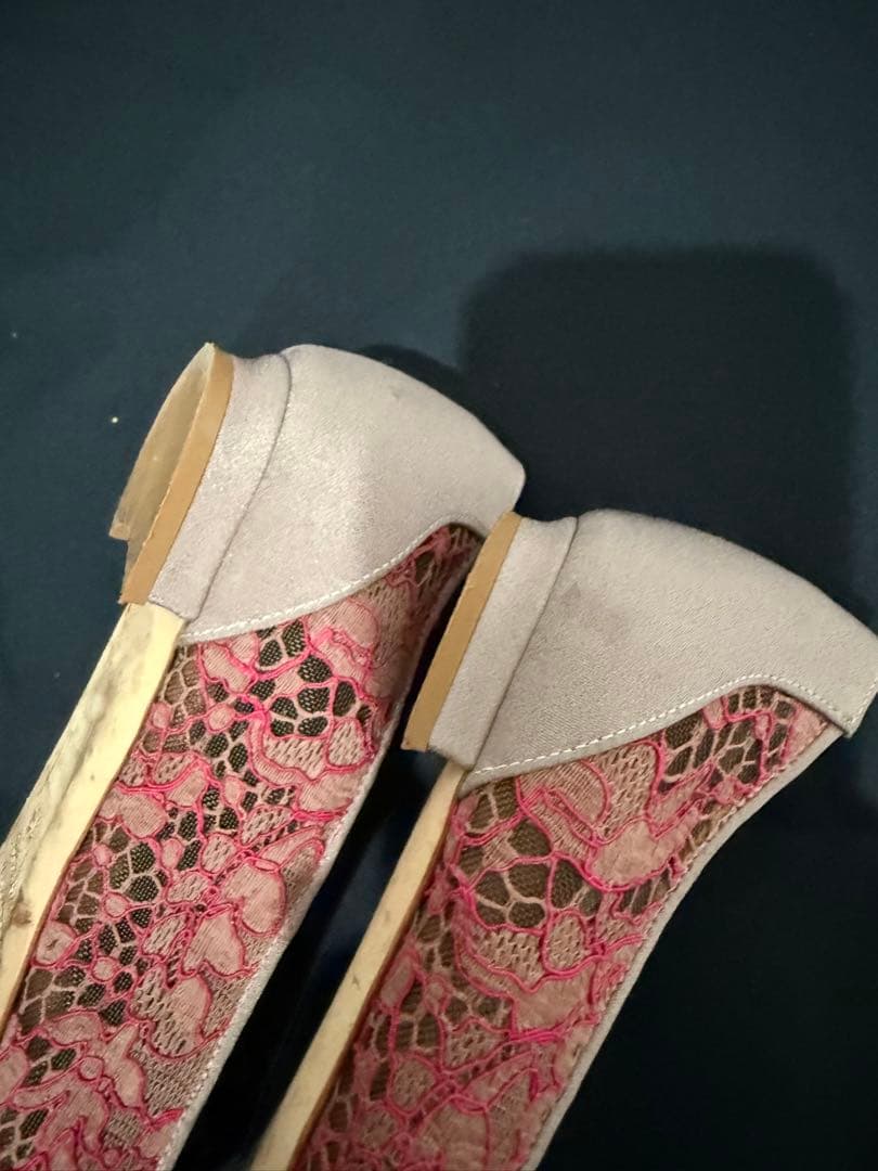 MANOLO BLAHNIK ピンクレースフラットシューズ 35ロンハーマン