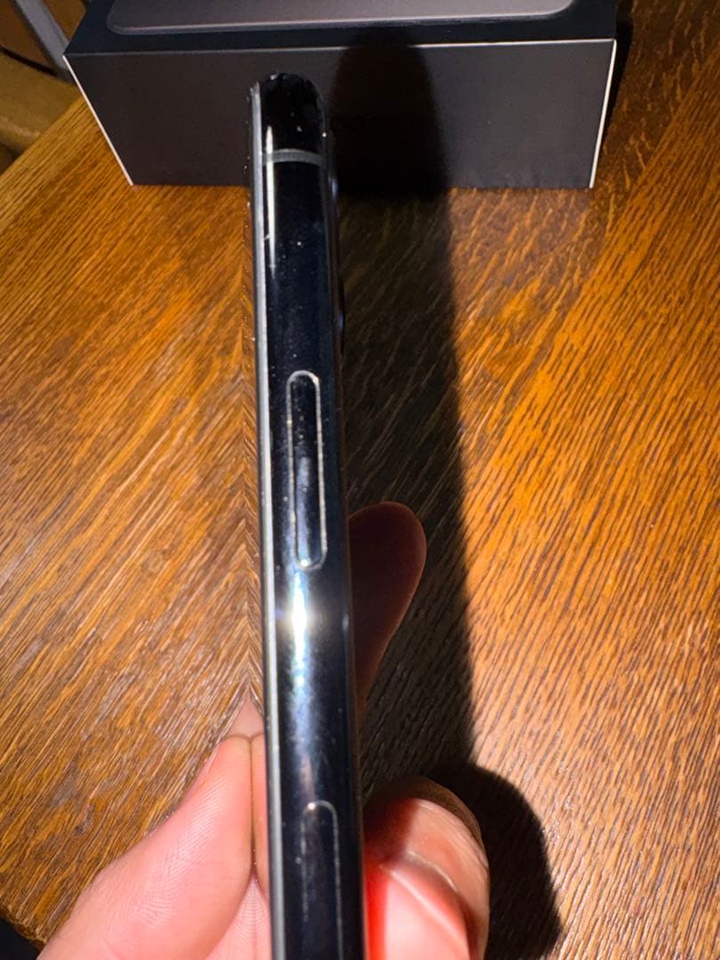 【画面綺麗】iPhone 11 Pro 256GB SIMフリー ※カメラ割れ