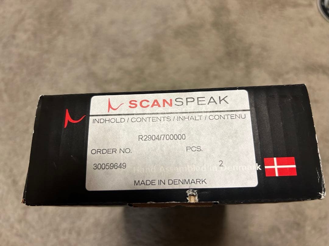 スピーカー・ウーファー Scan Speak R2904/700000