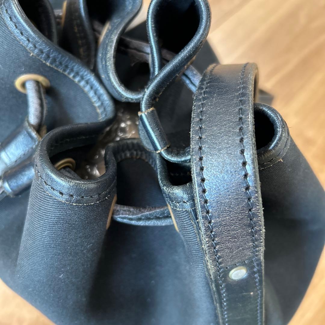 ブレディ　ショルダーバッグ　巾着