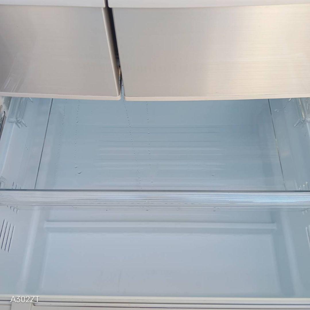 送料設置無料　Panasonic　人気モデル　大型冷蔵庫　426L