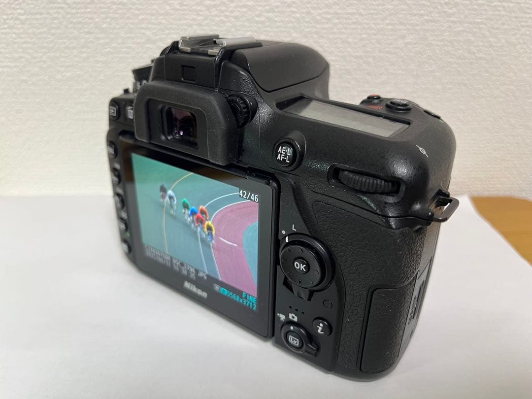 ニコン Nikon D7500 ★シャッター数：6769枚