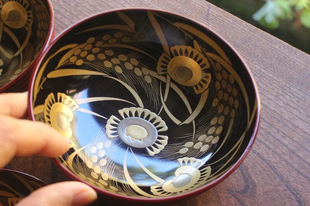 デッドストック！深みある糸目紅溜塗に極上稲穂福来雀蒔絵のお椀2点（検輪島塗雑煮椀