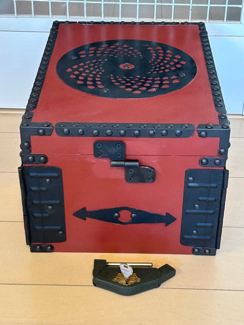 銭箱　カラクリBOX 鍵付き