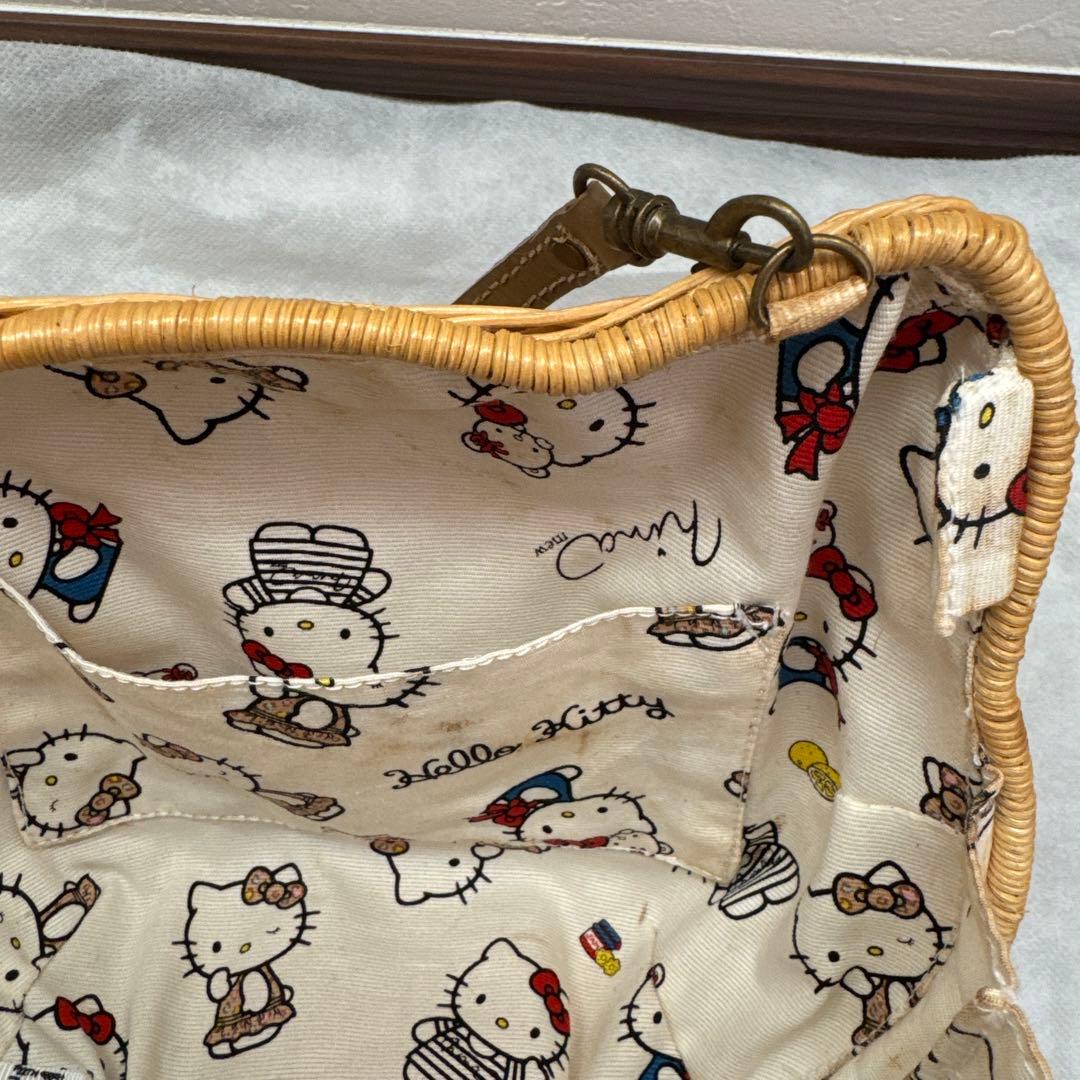 MIKA　ニーナミュウ　ハローキティ かごバッグ 赤いリボン
