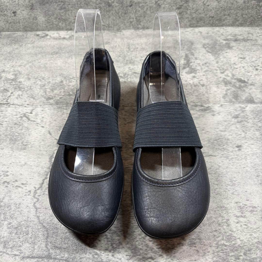 良品 CAMPPER（36）カンペールライトニナ　ブラック フラットシューズ