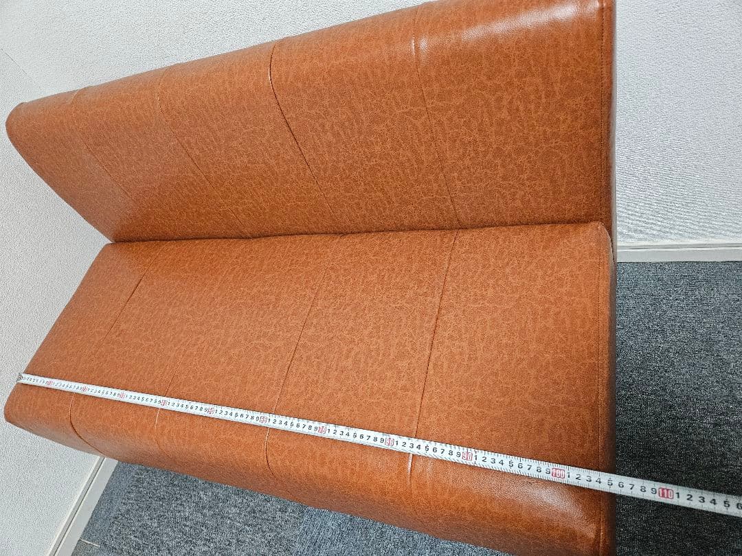 引取限定　ブラウン合成皮革2人掛けソファ　セルタン