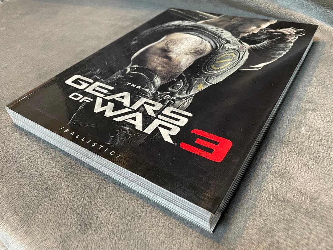 洋書 The Art of Gears of War 3