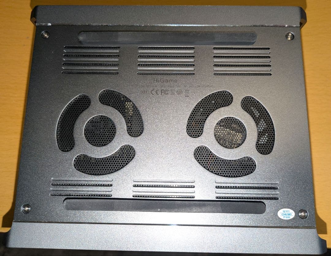 CHUWI　小型PC　HiGame