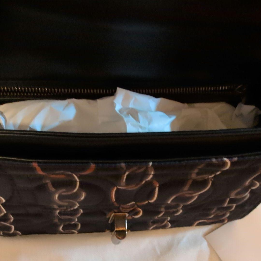 Whiteboo様　黒　ショルダー　フェラガモ　斜めがけ可　ガンチーニ　チェーン