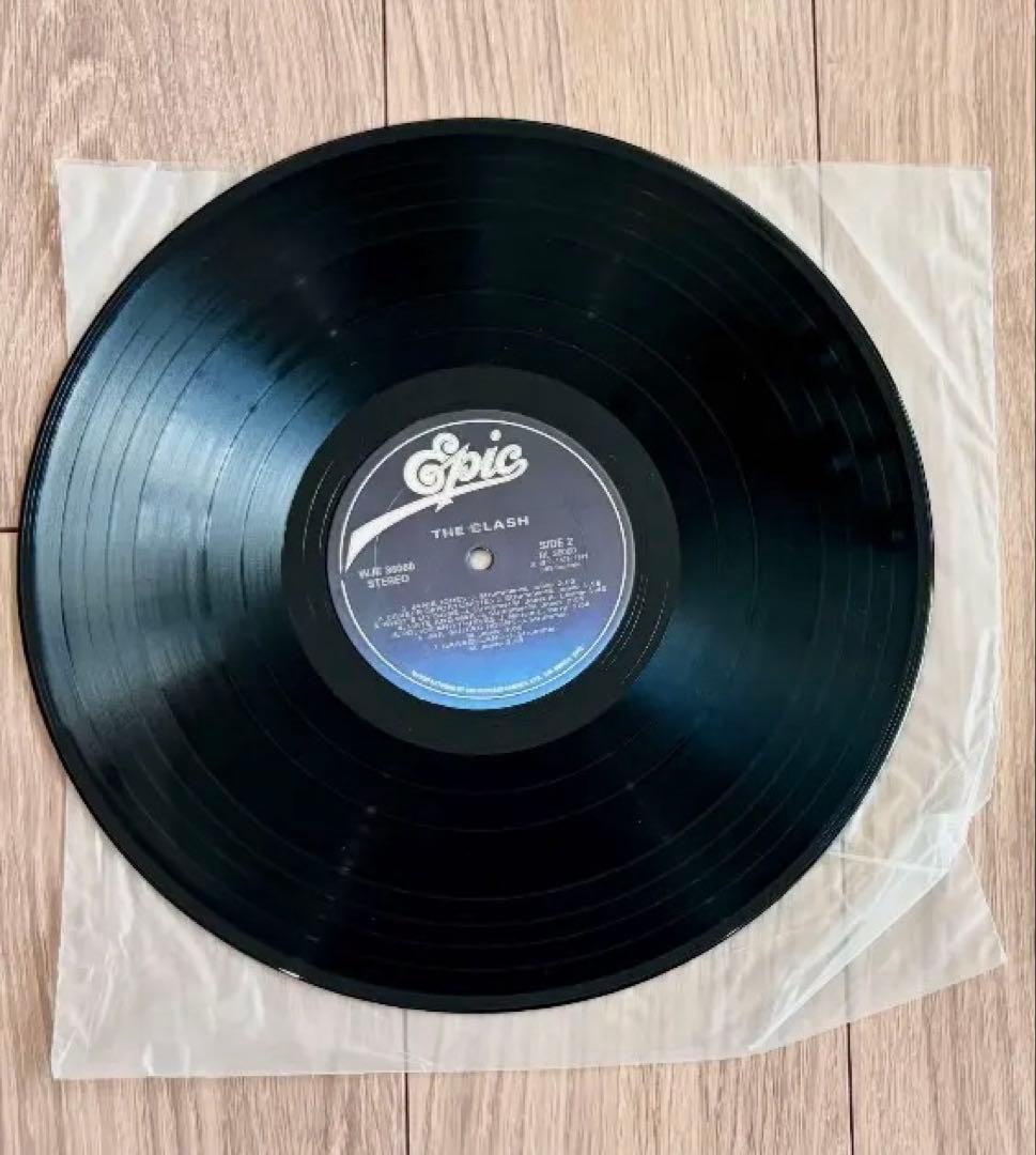 THE CLASH　白い暴動 Give 'Em Enough Rope レコード