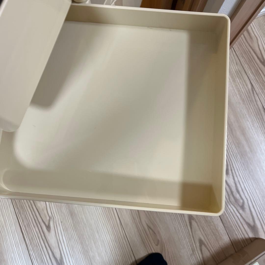 ボビーワゴン　3段5トレイ クリーム色