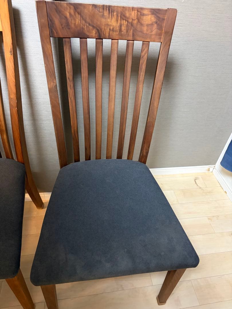 ダイニングテーブルと椅子セット※こちらは椅子1脚の販売です。