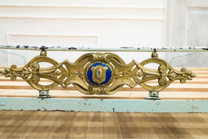 フレンチアンティーク　アイアンベッド　スノコ付き