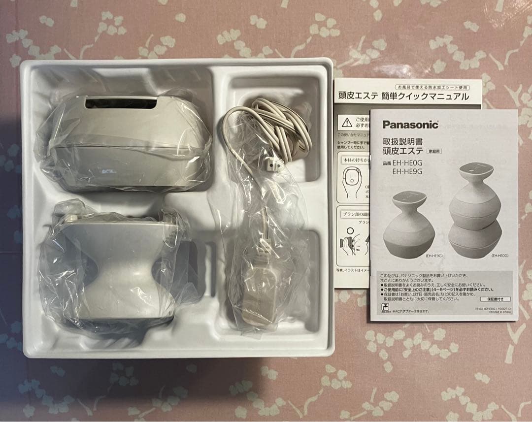 美品 パナソニック / 頭皮エステ サロンタッチタイプ〈スパイラル〉 シルバー調