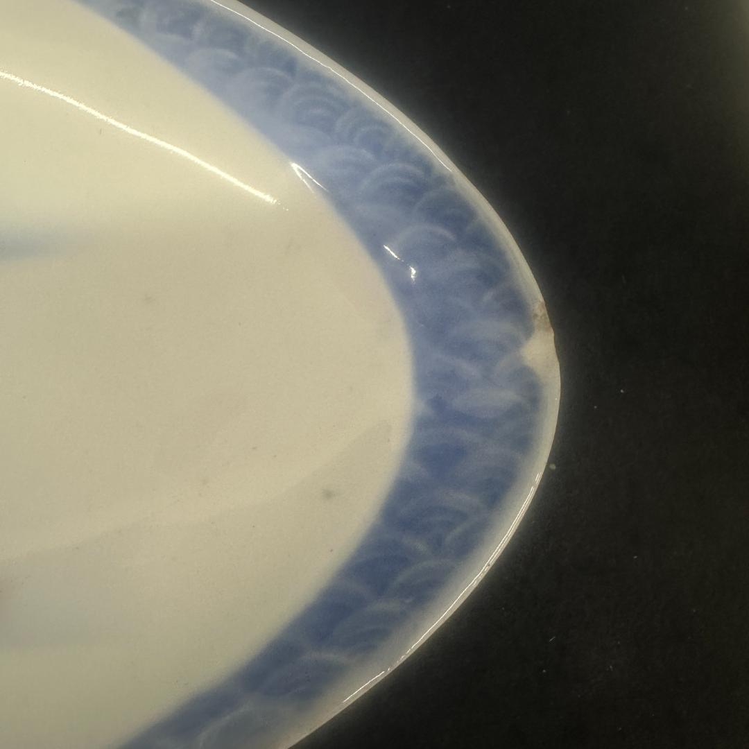 深川製磁　陶器　当時物　貝殻型　小皿　小鉢　　上品な絵柄