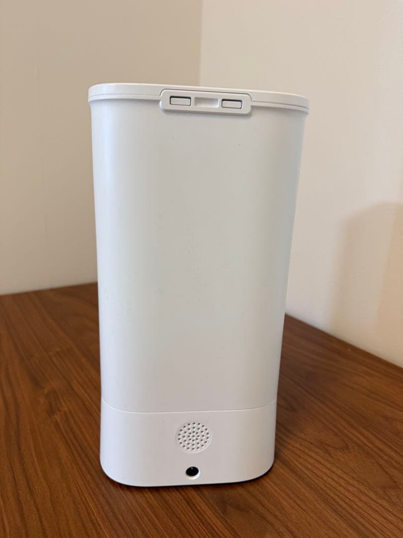 ぱ*ん様 新品未使用　ペットカメラ付き自動給餌器