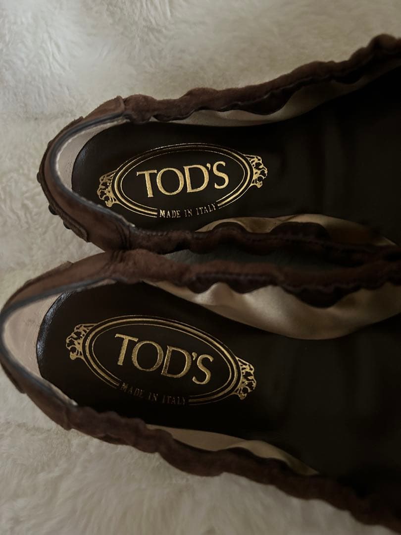 TOD'S ブラウン フラットシューズ 保存袋付き